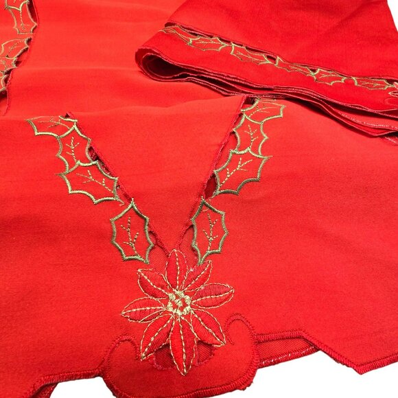 Red Embroidered Table Runner Set With Gold Holly & Poinsettia Design VR1804 - Picture 3 of 5